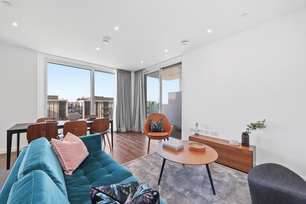 2 bedroom apartment at East Village - Image 33