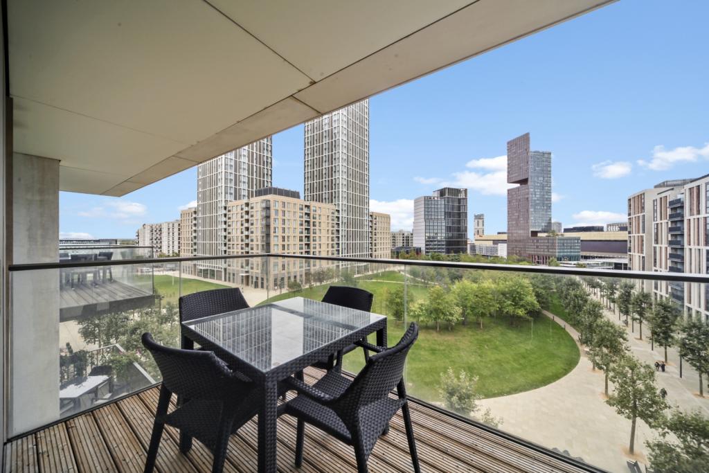 2 bedroom apartment at East Village - Image 21