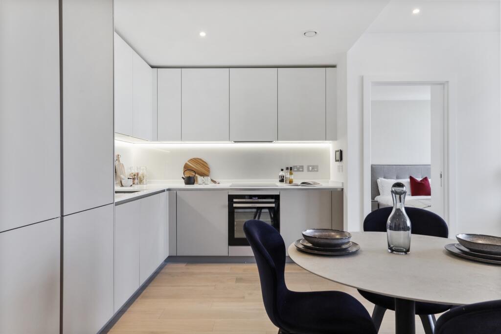 1 bedroom apartment at East Village - Image 24