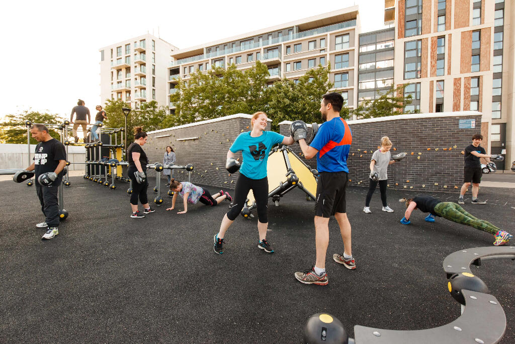 3 bedroom apartment at East Village - Image 31