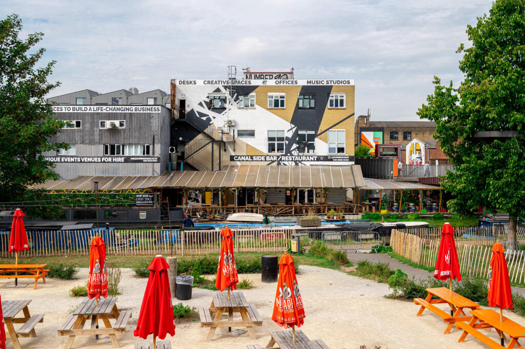 2 bedroom apartment at East Village - Image 21