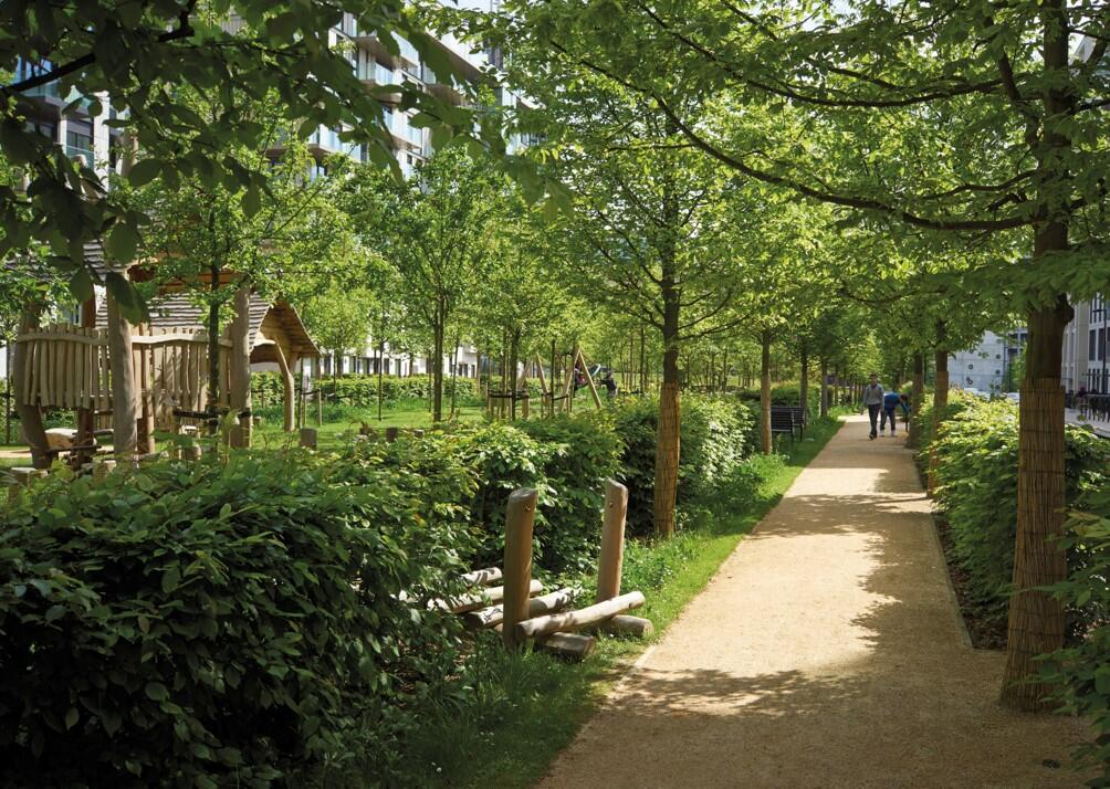 2 bedroom apartment at East Village - Image 17