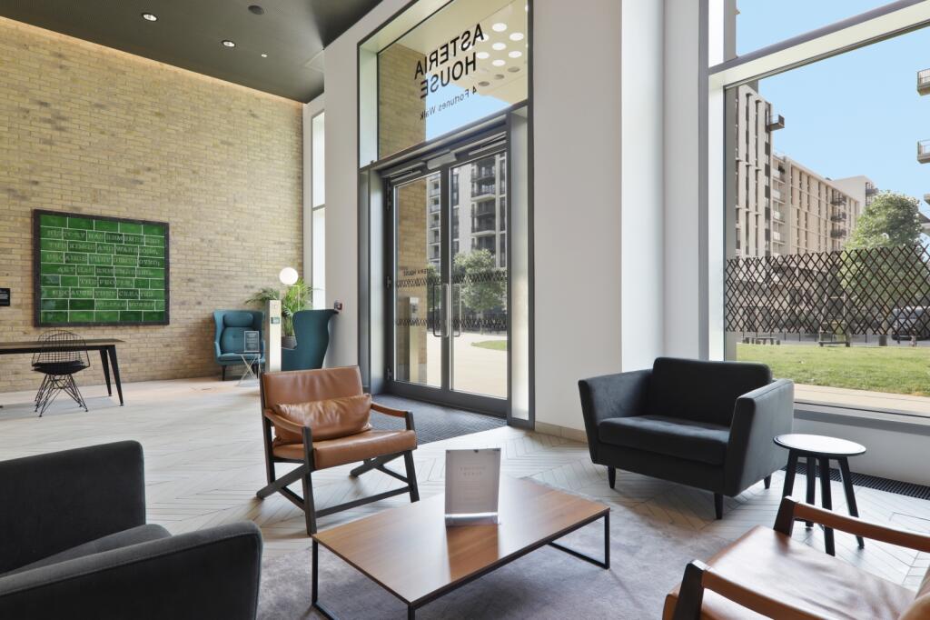 3 bedroom apartment at East Village - Image 9