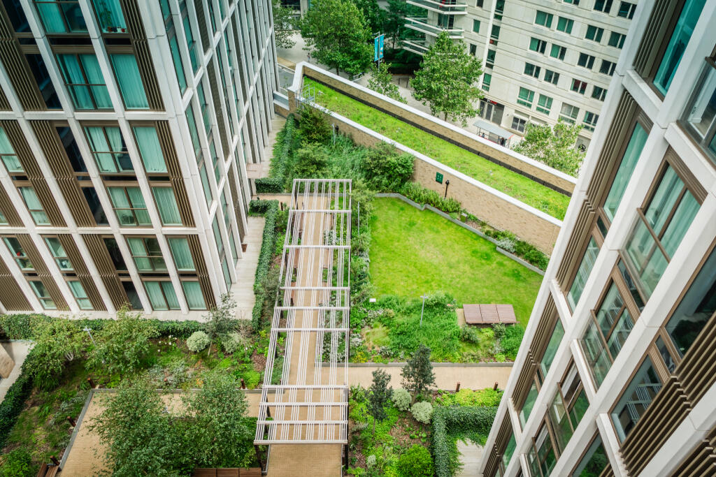 3 bedroom apartment at East Village - Image 47