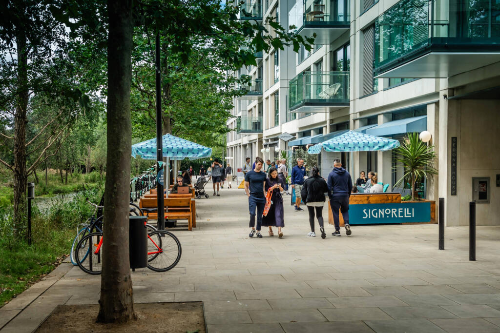 2 bedroom apartment at East Village - Image 29