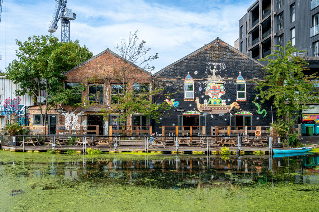 1 bedroom apartment at East Village - Image 10