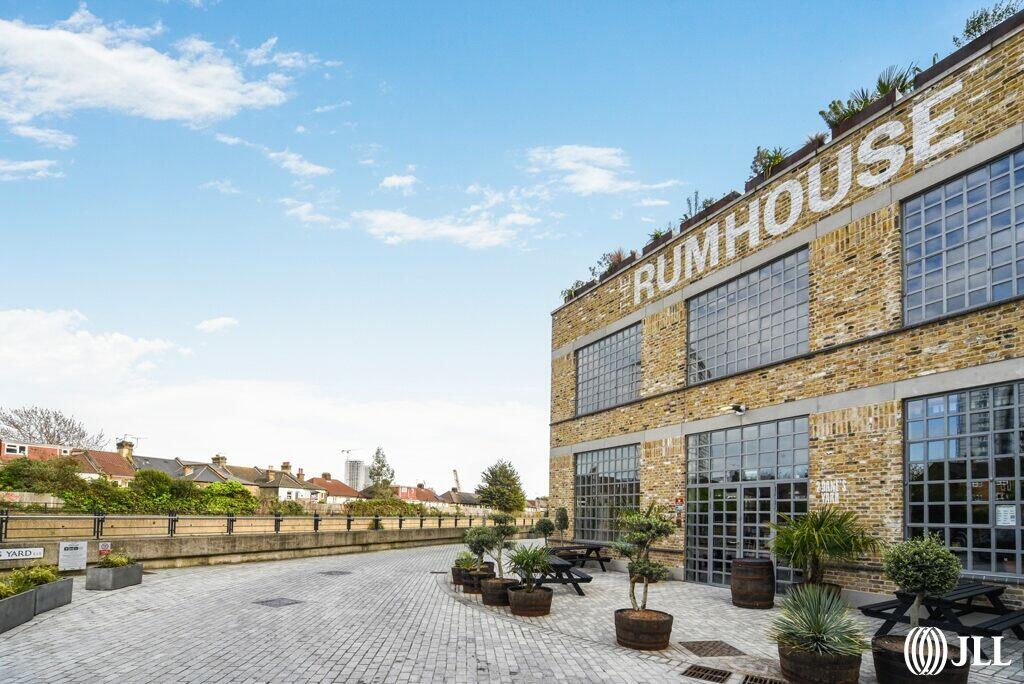 3 bedroom apartment at Sugar House Island - Image 26