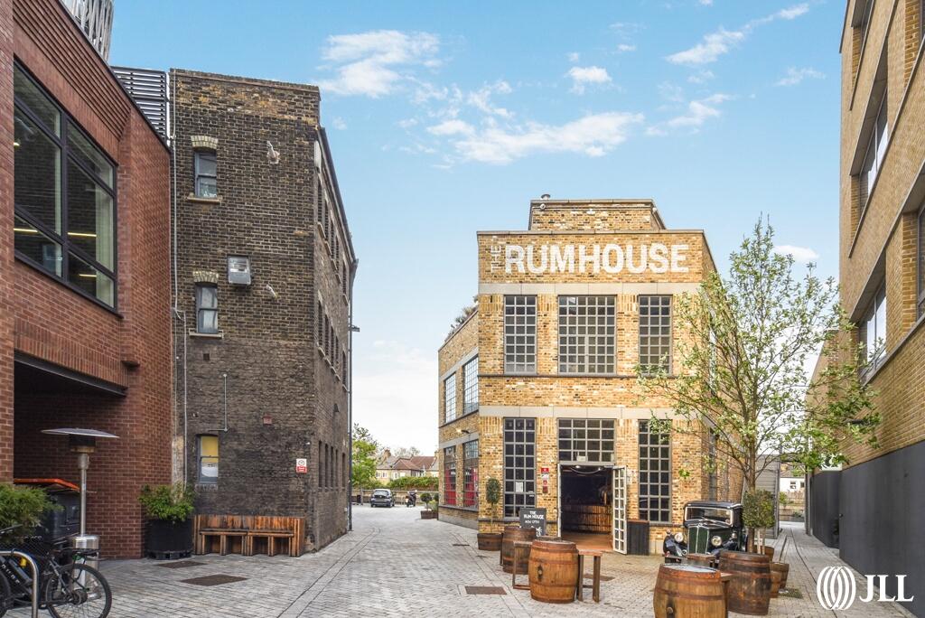 3 bedroom apartment at Sugar House Island - Image 19