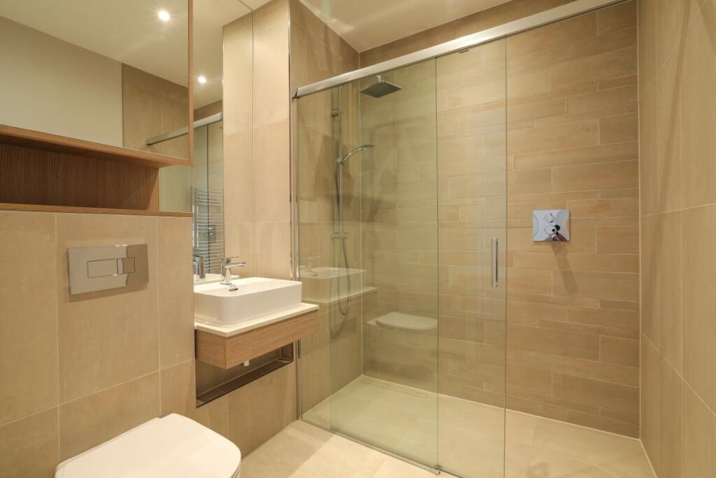 Studio apartment at Sugar House Island - Image 15