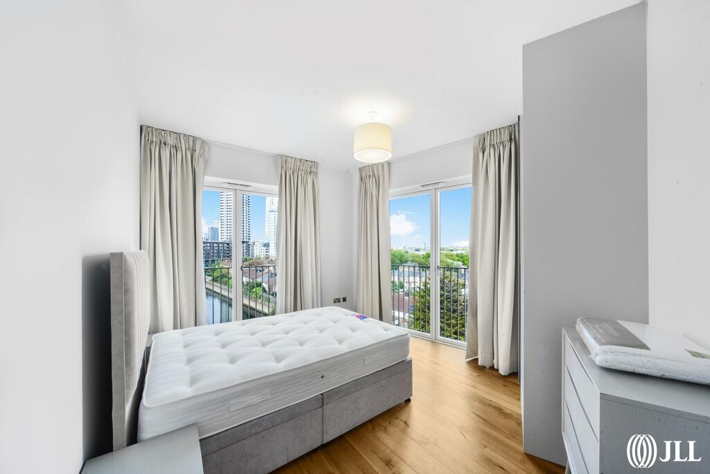 3 bedroom apartment at Sugar House Island - Image 15