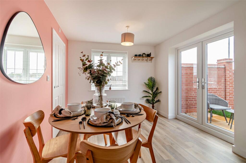 3 bedroom house at Norwood Quarter - Image 4