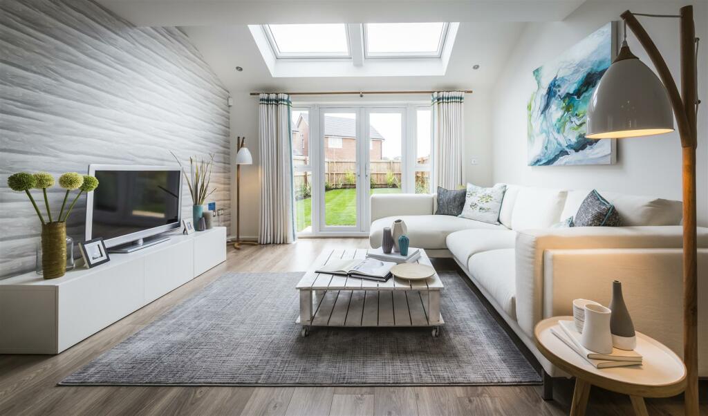 3 bedroom house at Siskin Park - Image 3