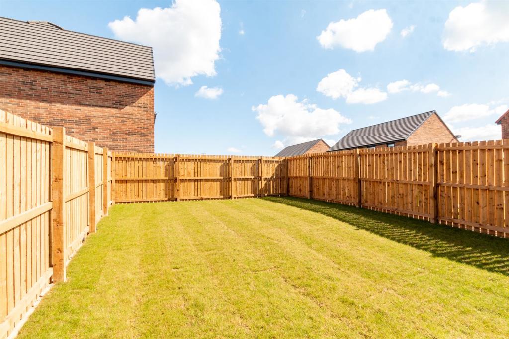 2 bedroom house at Kirkleatham Green - Image 3