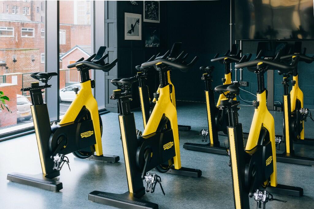 Studio apartment at Chapel Wharf - Image 7