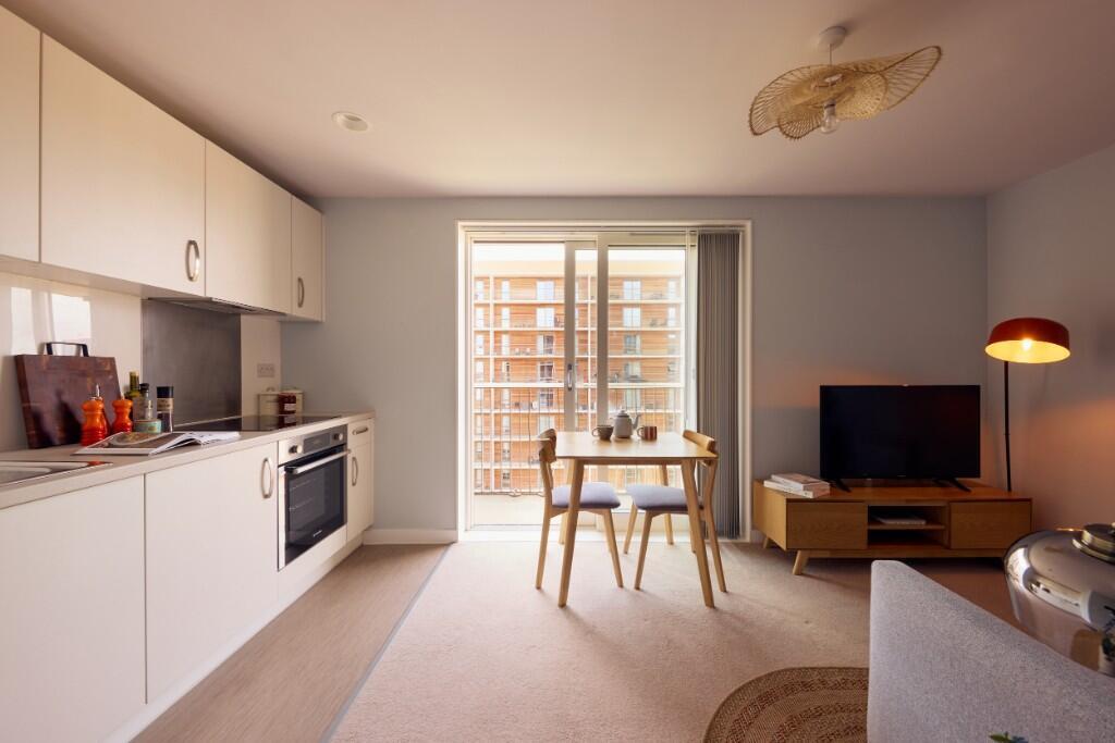 Studio apartment at Chapel Wharf - Image 19