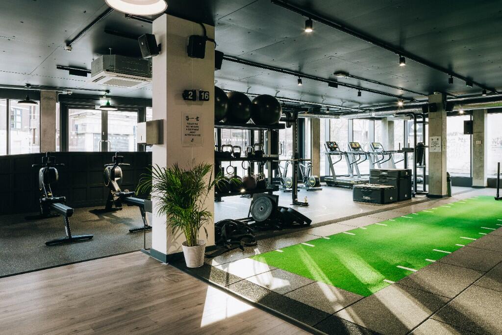 2 bedroom apartment at Chapel Wharf - Image 23