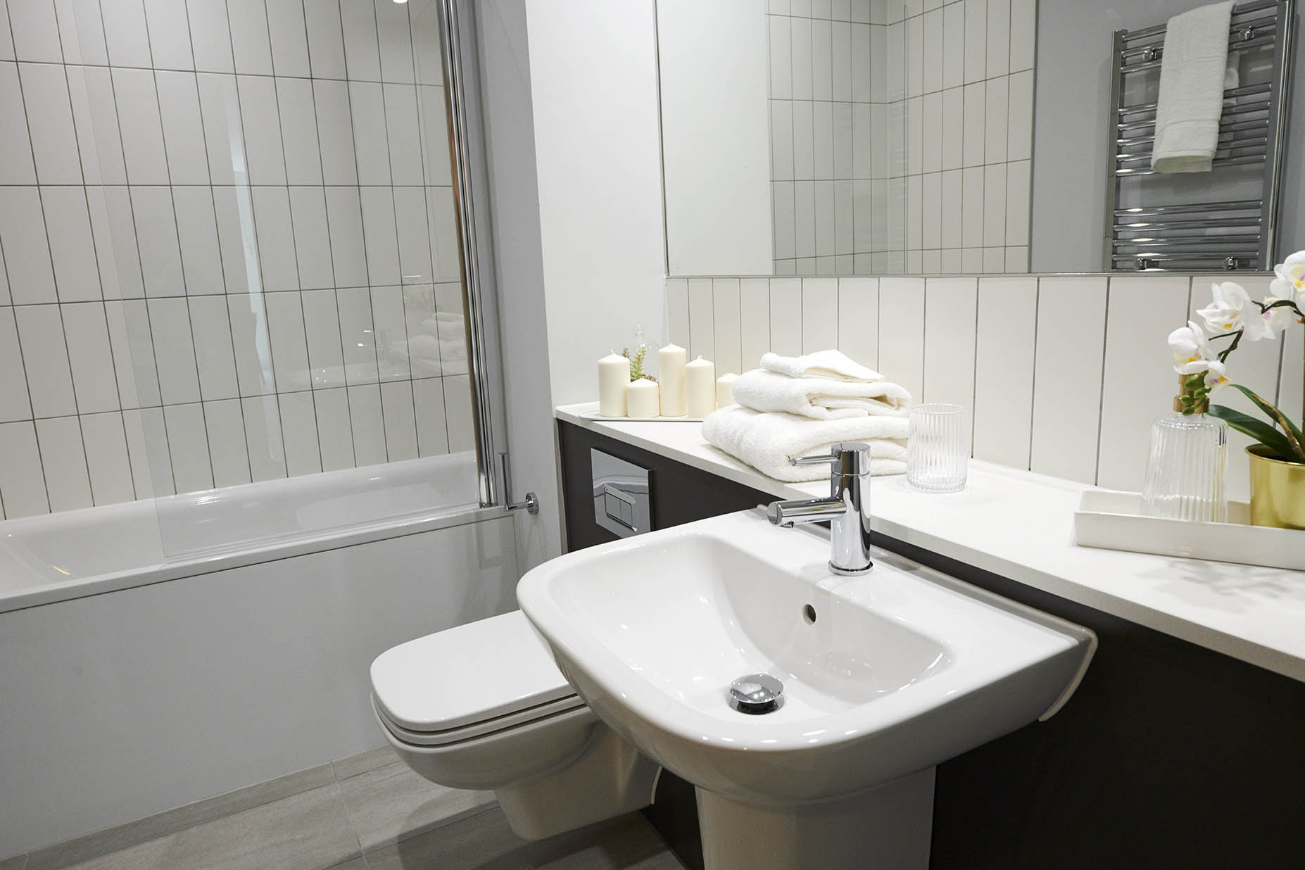 2 bedroom apartment at Duet - Image 21