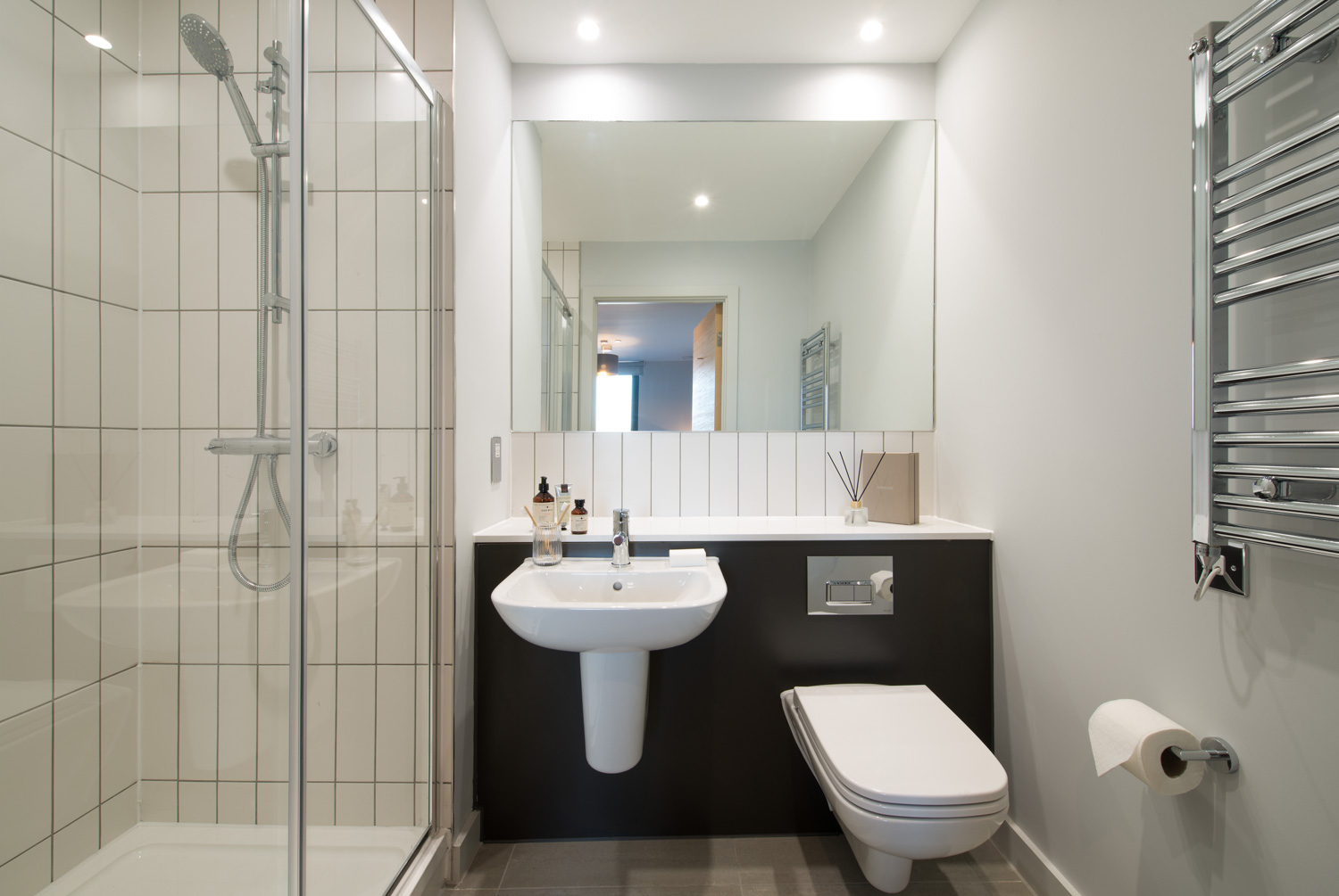 3 bedroom apartment at Duet - Image 7