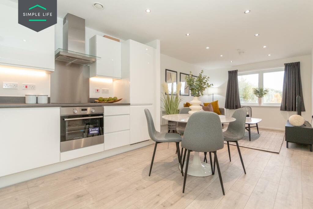 1 bedroom apartment at Empyrean - Image 5