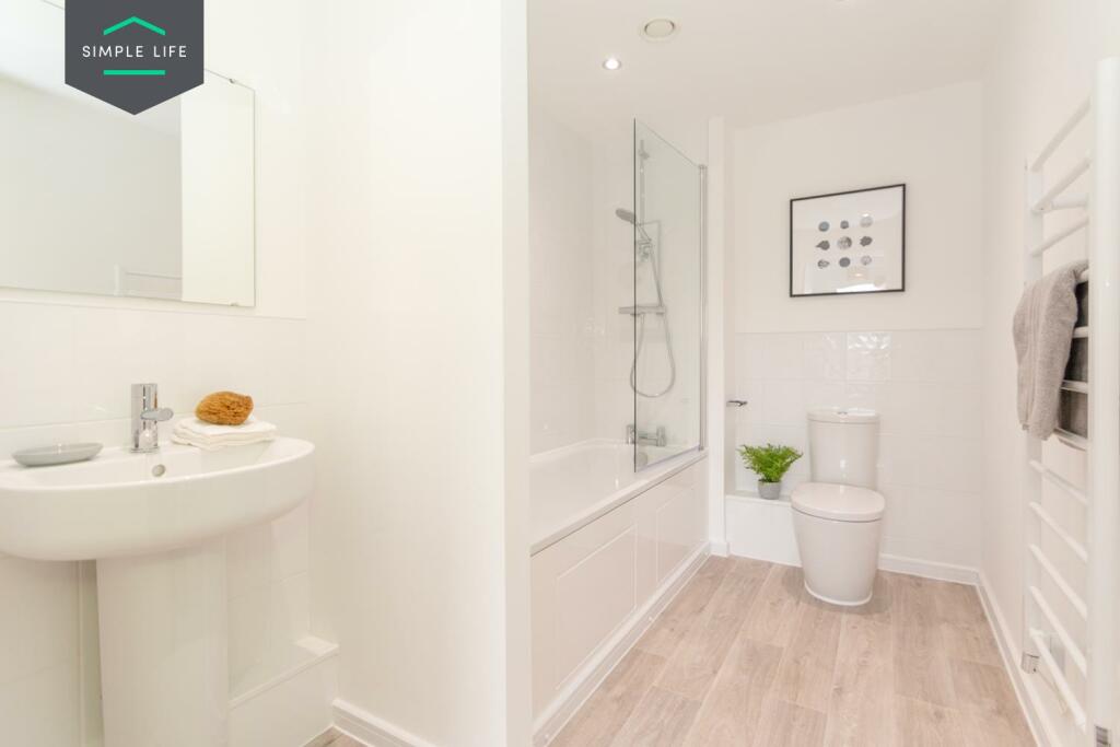 2 bedroom apartment at Empyrean - Image 2