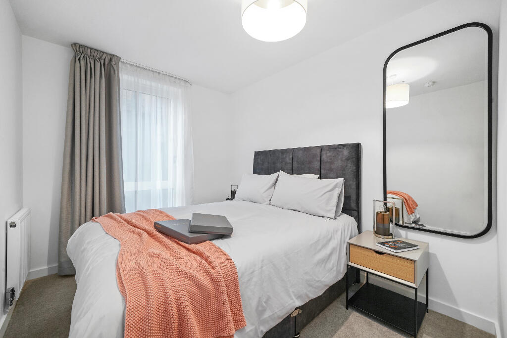 3 bedroom apartment at New Maker Yards - Image 5