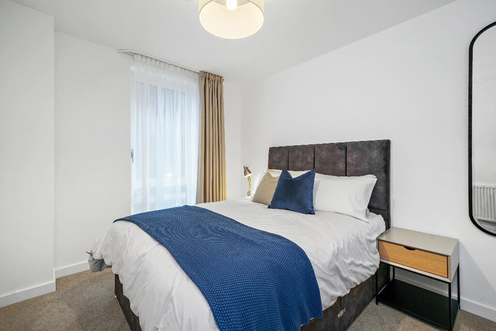 3 bedroom apartment at New Maker Yards - Image 9