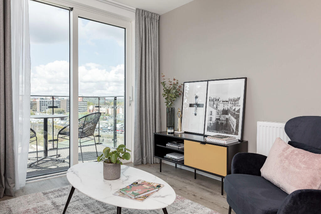 3 bedroom apartment at New Maker Yards - Image 20