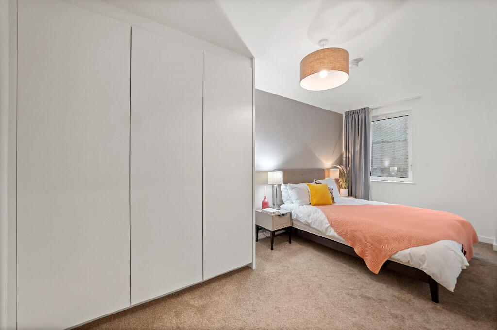 2 bedroom apartment at New Maker Yards - Image 7