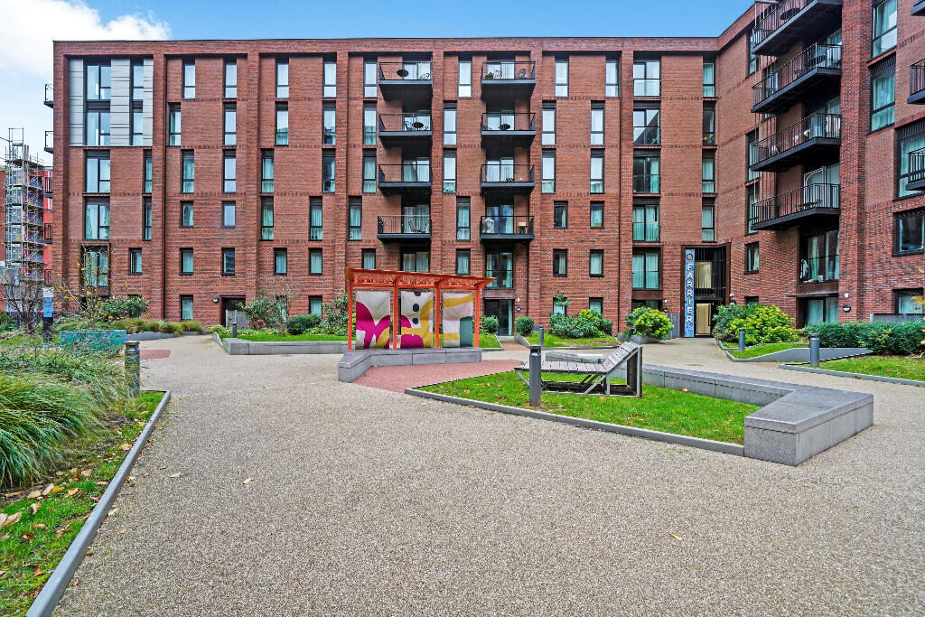 2 bedroom apartment at New Maker Yards - Image 29