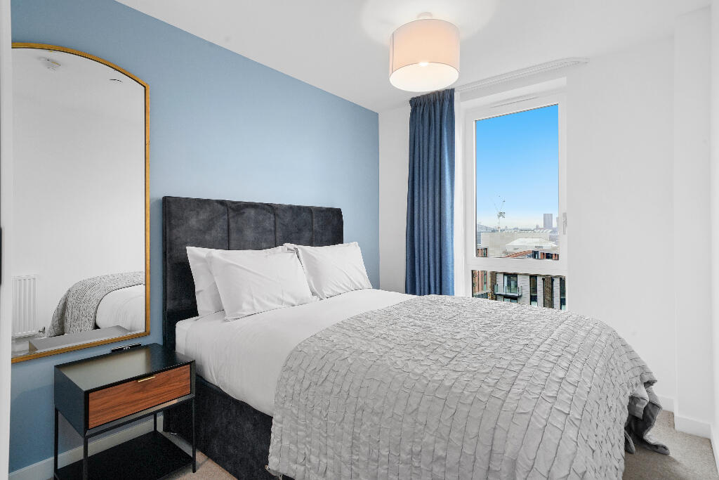 2 bedroom apartment at New Maker Yards - Image 4