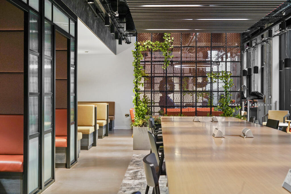 2 bedroom apartment at New Maker Yards - Image 10