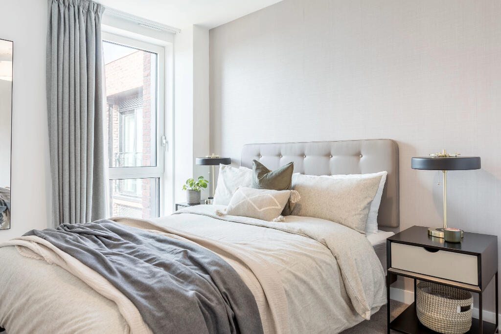 2 bedroom apartment at New Maker Yards - Image 5