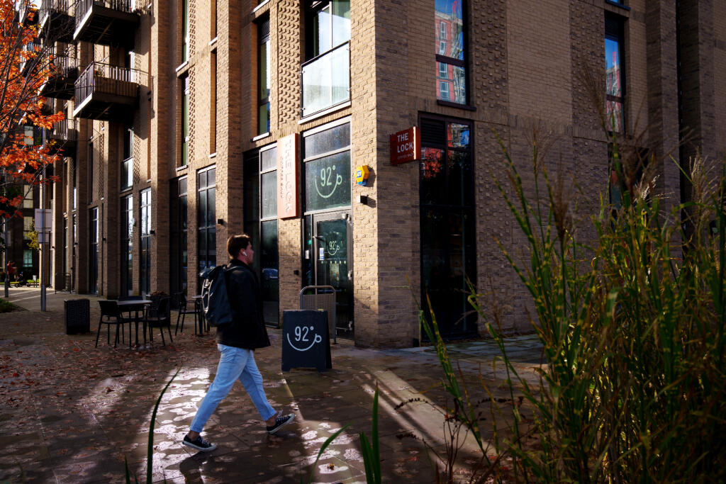 2 bedroom apartment at New Maker Yards - Image 34