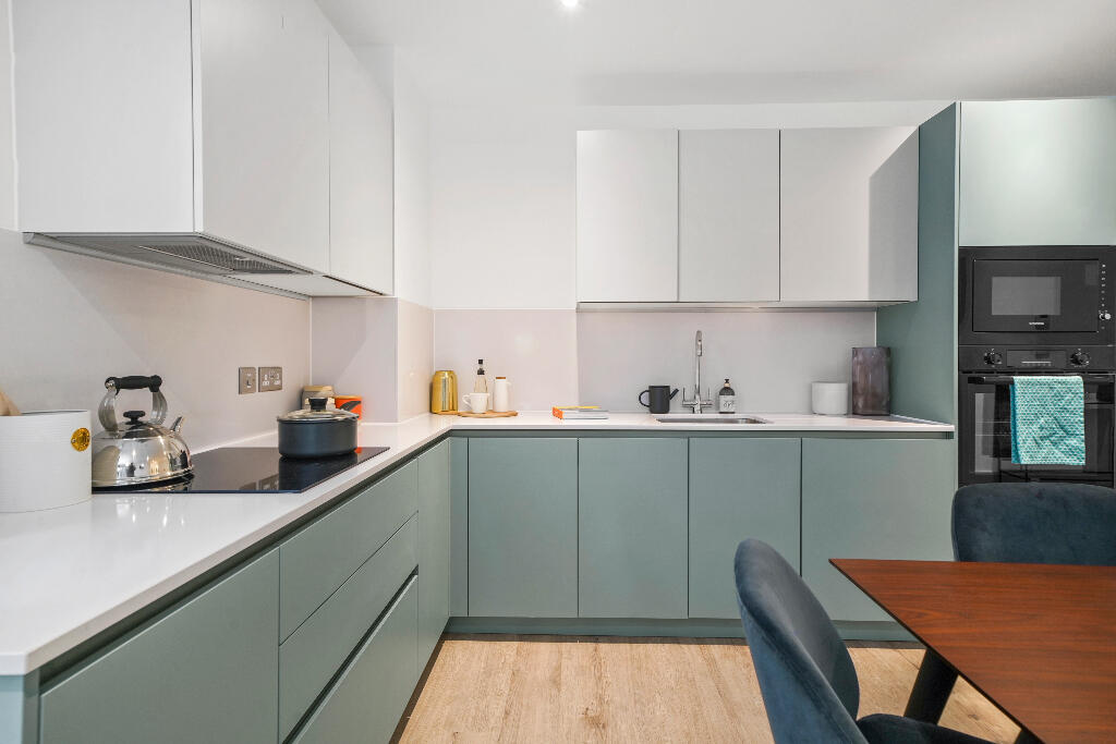 3 bedroom apartment at New Maker Yards - Image 12