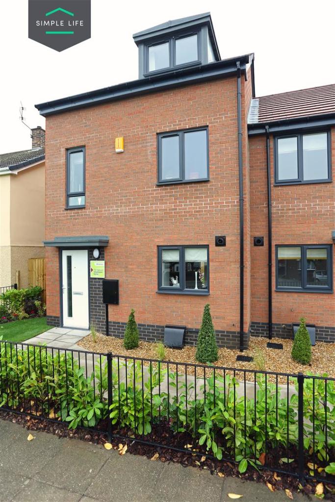 3 bedroom house at Prince's Gardens - Image 3