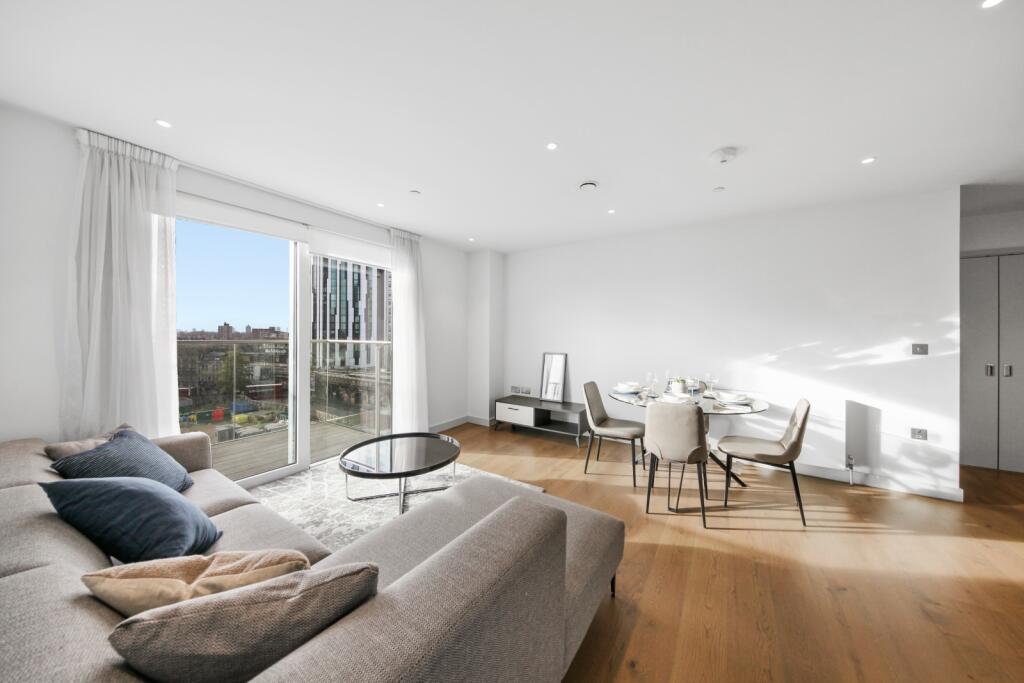 2 bedroom apartment at Elephant Central - Image 14