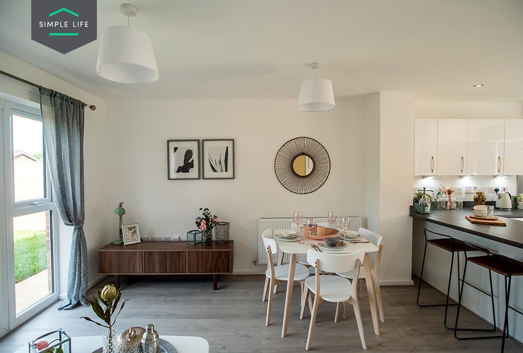 2 bedroom house at Canalside - Image 3