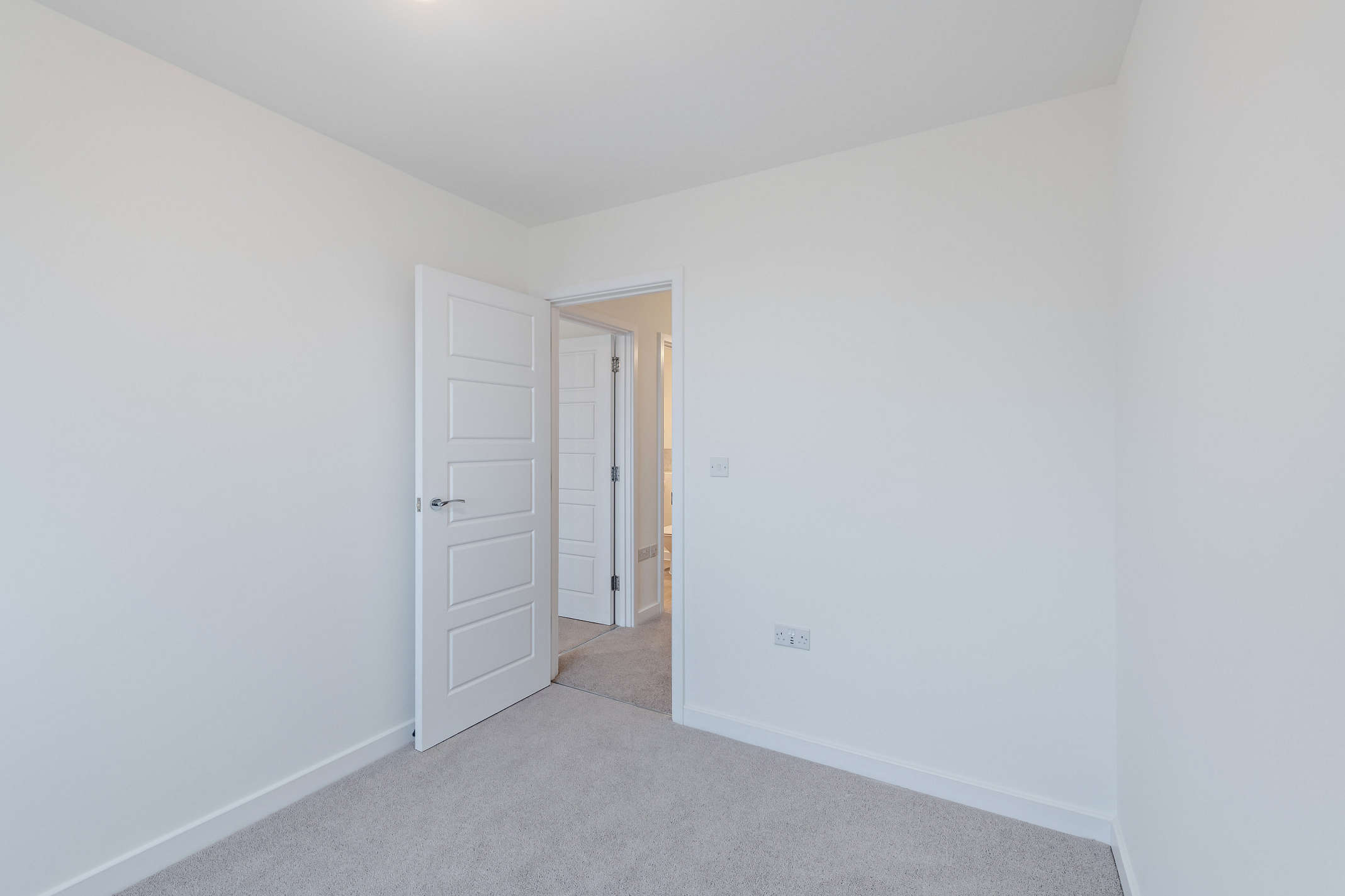 4 bedroom house at Ashdown House - Image 7