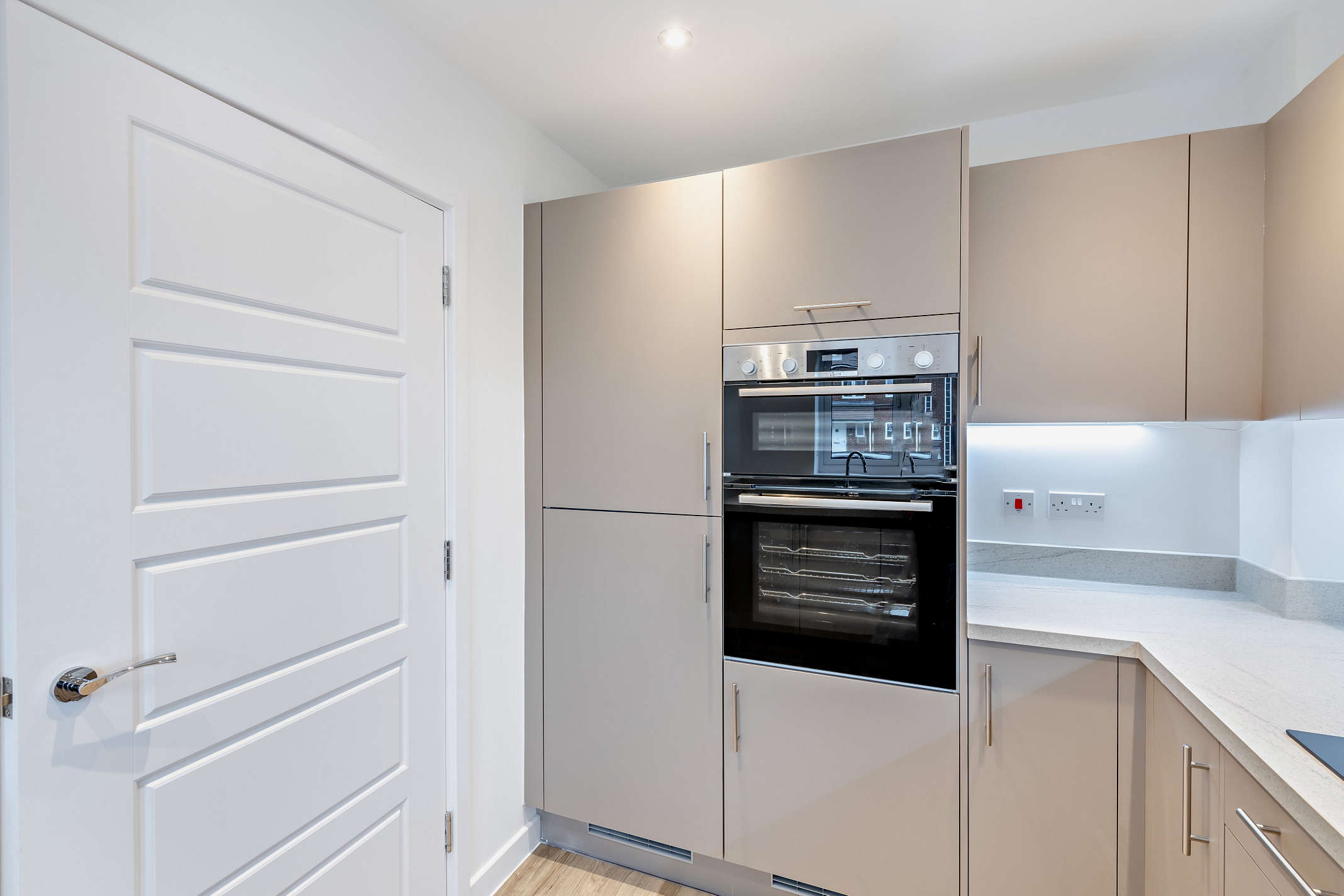 4 bedroom house at Ashdown House - Image 20