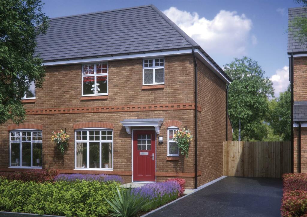 3 bedroom house at Siskin Park - Image 2