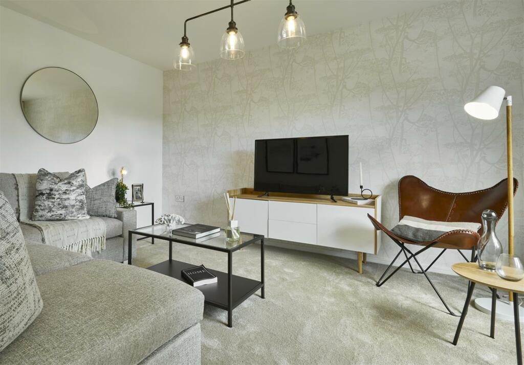 3 bedroom house at Siskin Park - Image 8