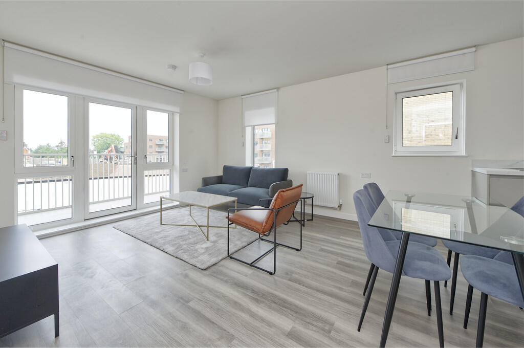 1 bedroom apartment at Springfield Parkside - Image 1