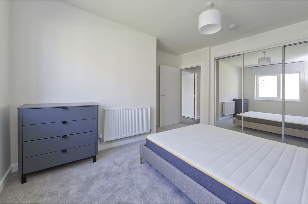 2 bedroom apartment at Springfield Parkside - Image 13