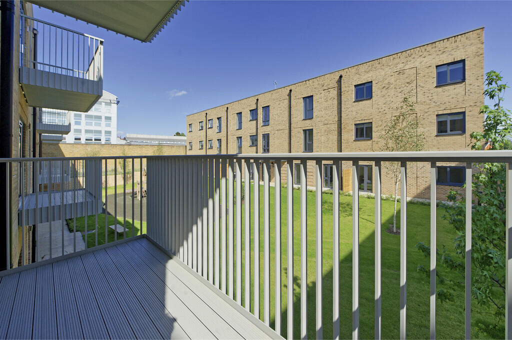 2 bedroom apartment at Springfield Parkside - Image 15
