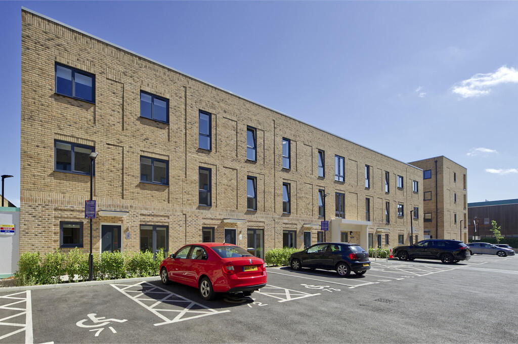 2 bedroom apartment at Springfield Parkside - Image 17