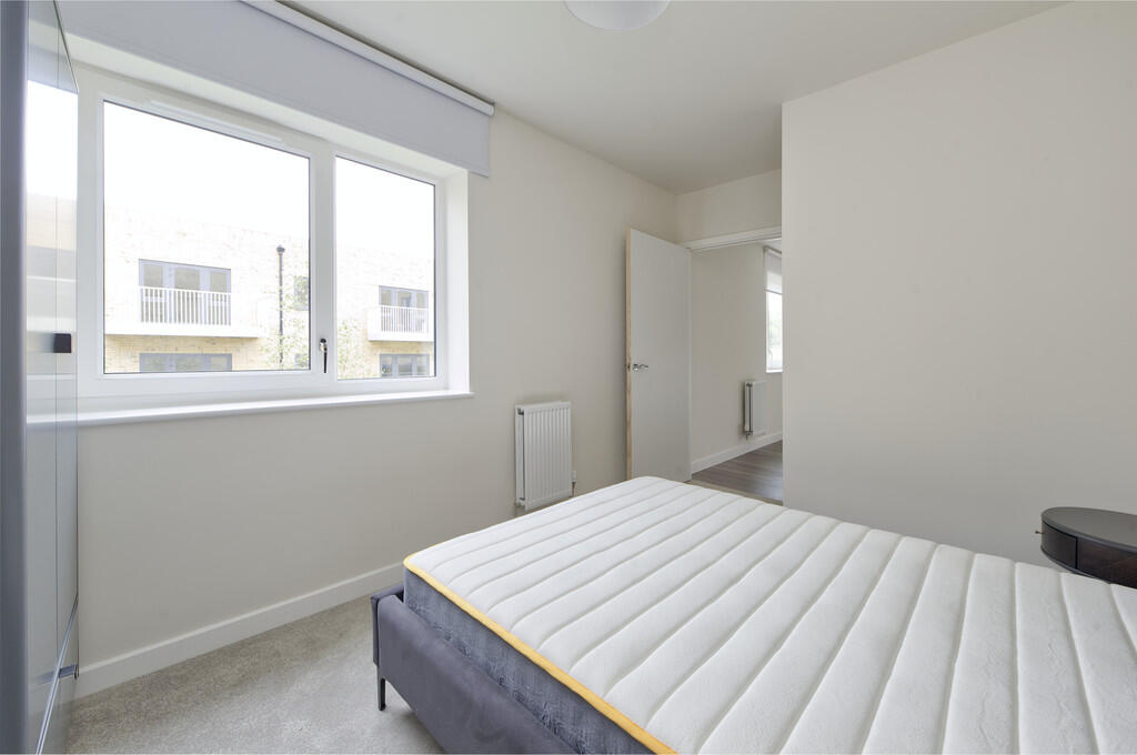 2 bedroom apartment at Springfield Parkside - Image 4