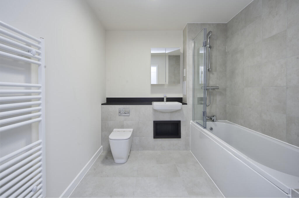 2 bedroom apartment at Springfield Parkside - Image 11