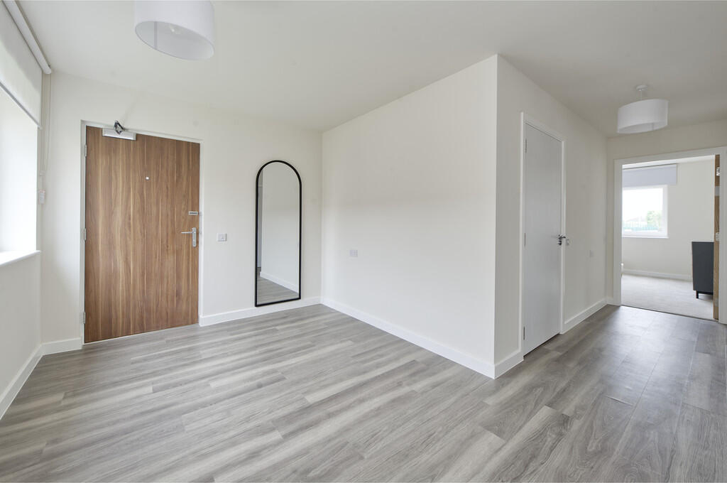 2 bedroom apartment at Springfield Parkside - Image 13
