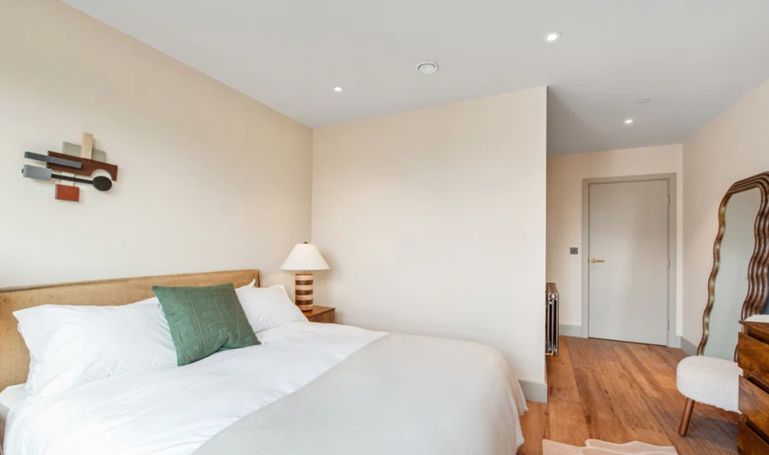 2 bedroom apartment at The Sessile - Image 17