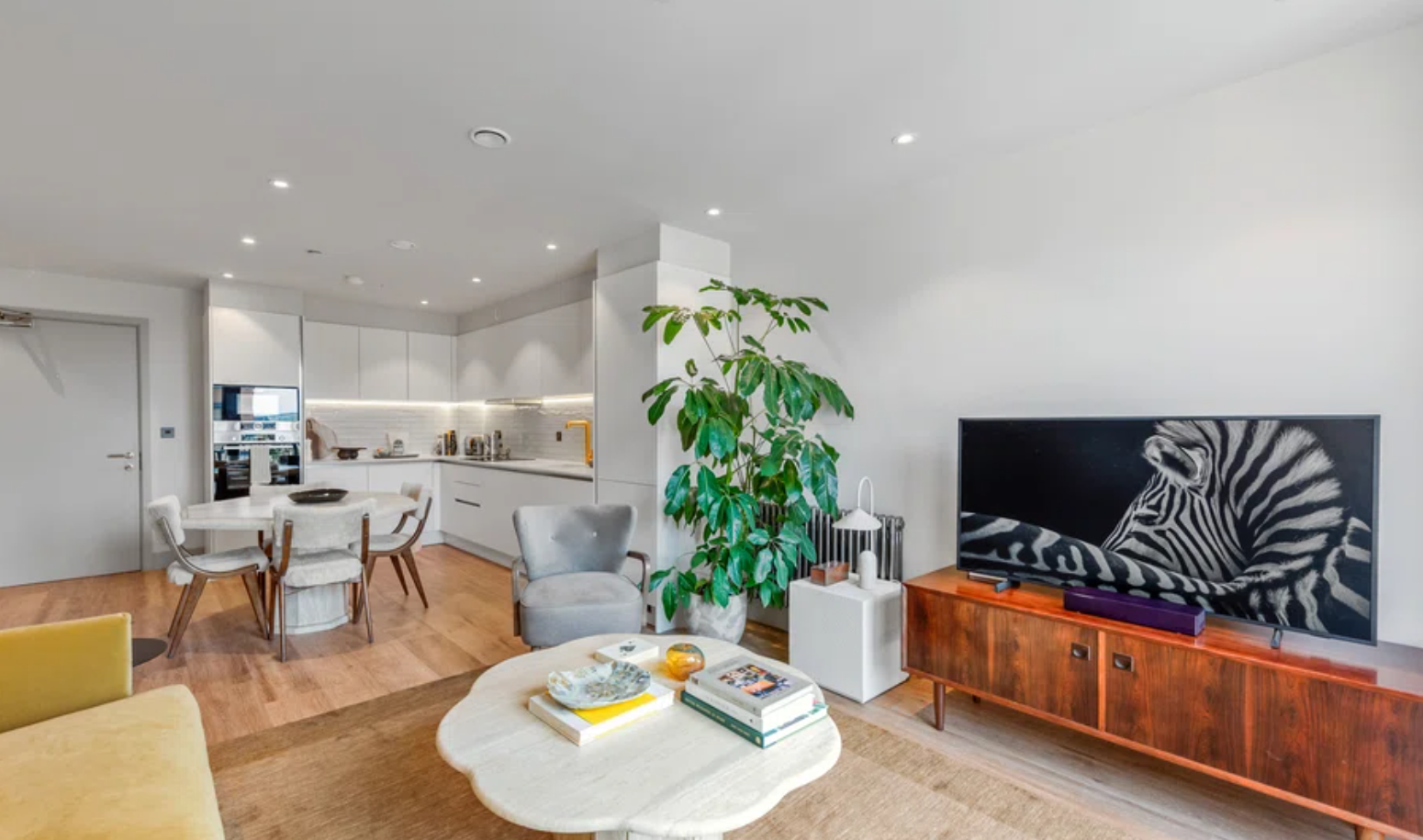 2 bedroom apartment at The Sessile - Image 24